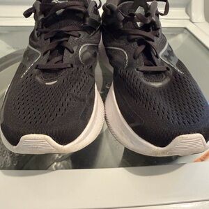 Saucony Black Running Shoes
